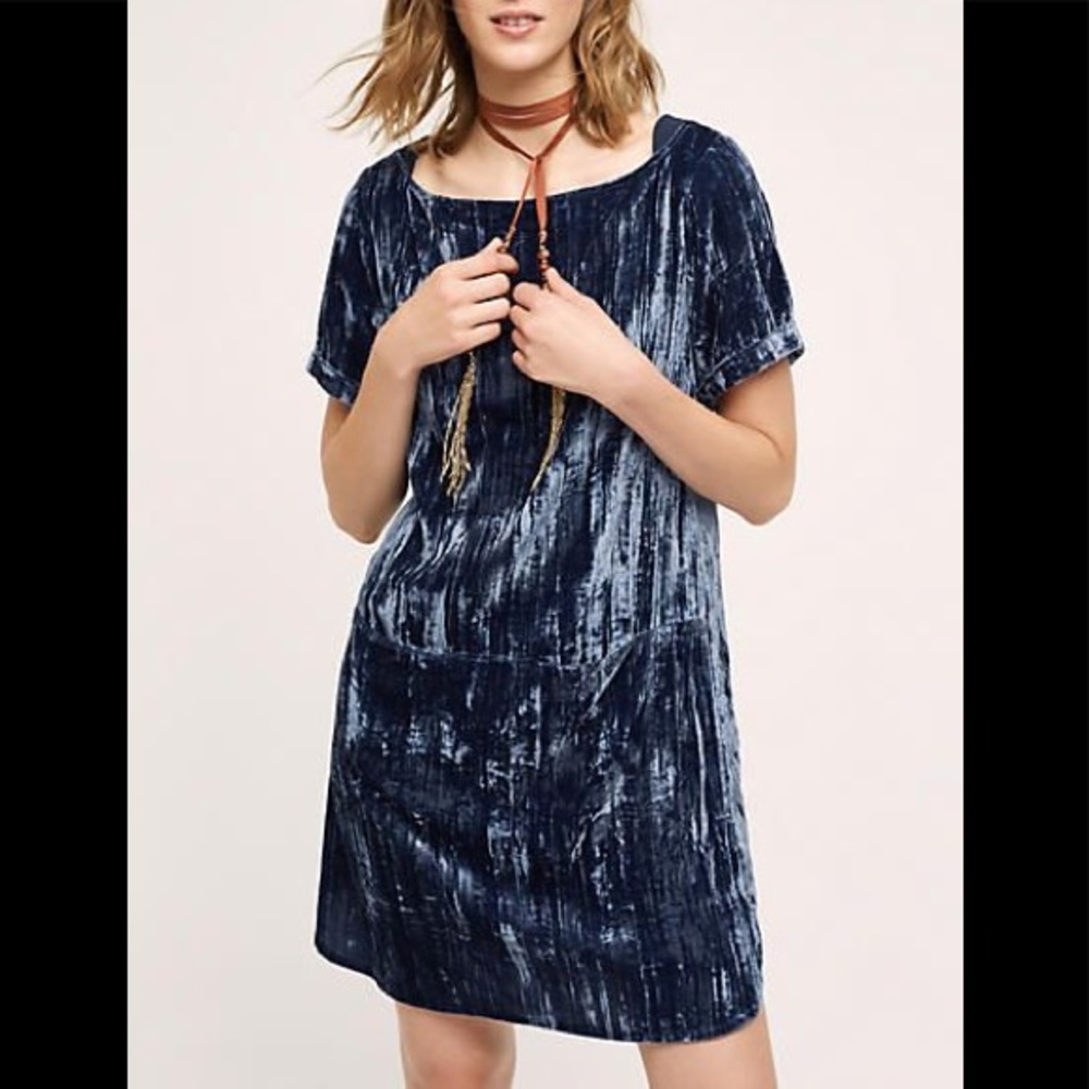 Elegant Navy Velvet Dress